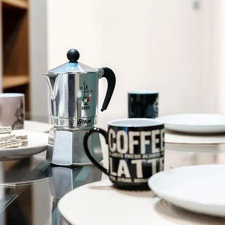 Hidden - By Myhomeincomo 아파트 코모