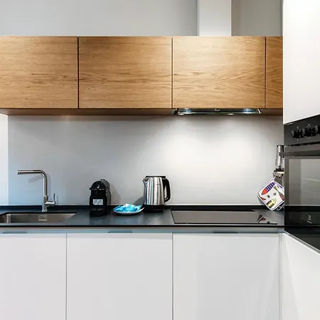 아파트 Hidden - By Myhomeincomo